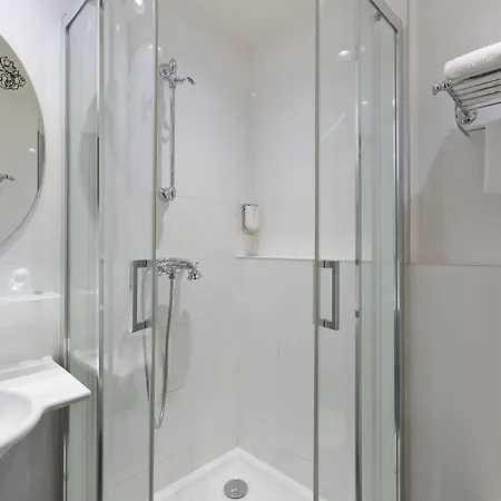 Hotel Aurore Gare De Lyon Parigi