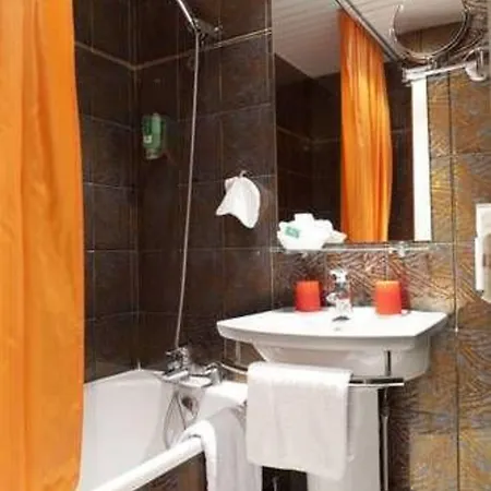 Hotel Aurore Gare De Lyon 3*