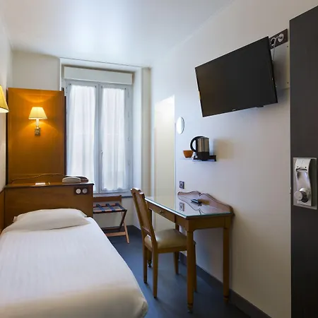 Отель Aurore Gare De Lyon 3*